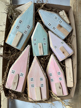 Chunky Branch Houses (soft rainbow)