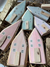 Chunky Branch Houses (soft rainbow)